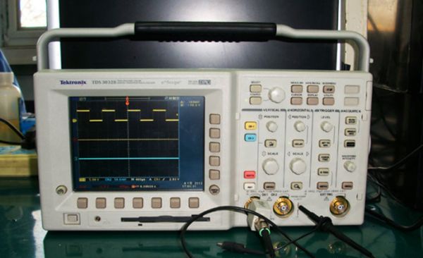 泰克TDS 3032B数字示波器7