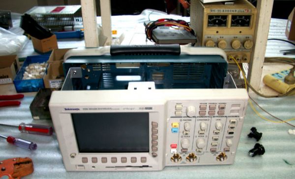 泰克TDS 3032B数字示波器1