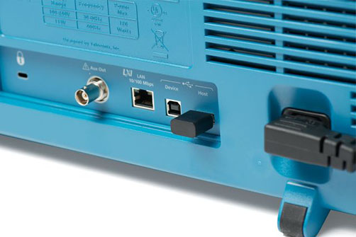 tbs2000-digital-oscilloscope-usb-ports.jpg TBS2000 首款支持WIFI的示波器